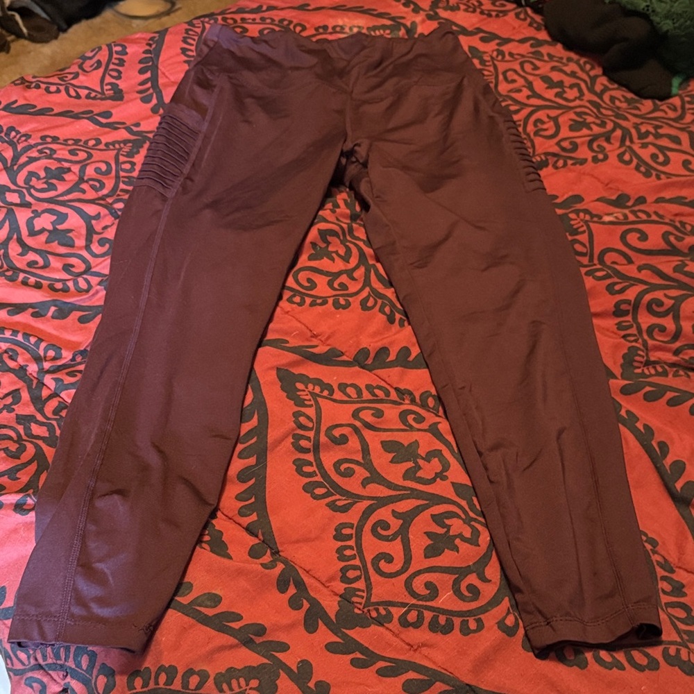 Tahari Sport Deep Purple Leggings